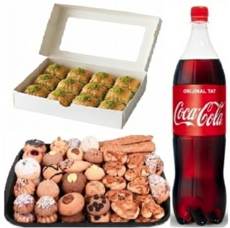 1 kg Kuru Pasta + 1 kg Fıstıklı Baklava + 1 Litre Kola Menüsü